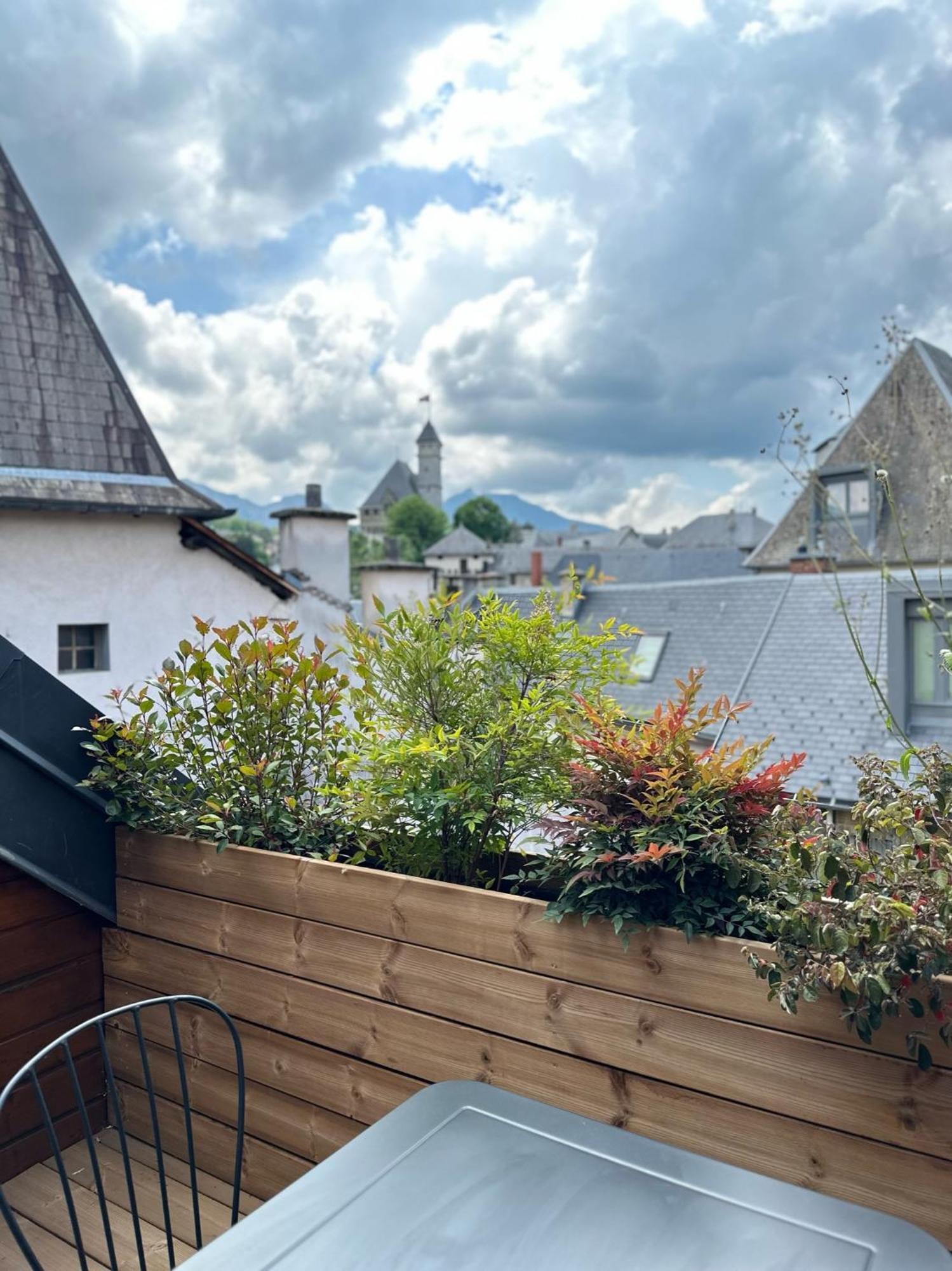 Ecrin De Calme Avec Terrasse Daire Chambéry Dış mekan fotoğraf